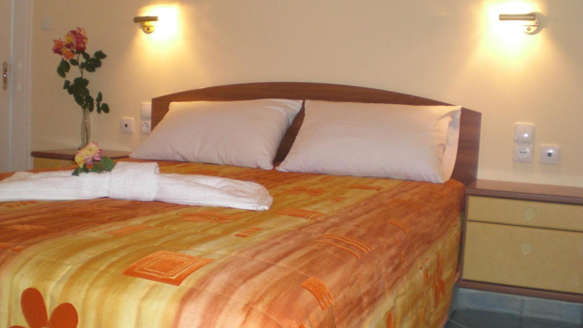 Exanthia Villas Pokoj fotografie